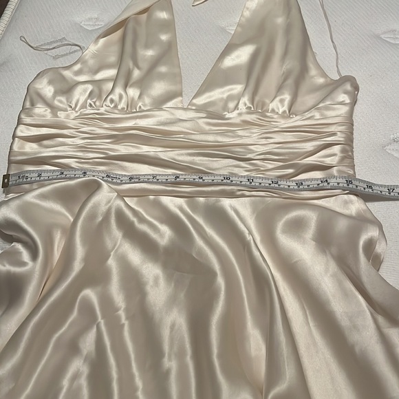 Gorgeous Vintage Adrianna Papell Boutique Silk Halter Dress. Preowned - Picture 9 of 11